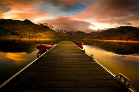 考上海幼师证的最低学历是什么?